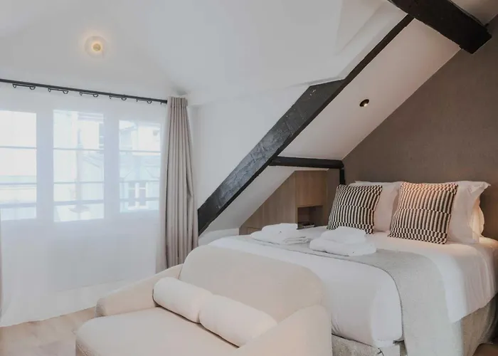 Charming And Intimate - 2br-3p - Louvre