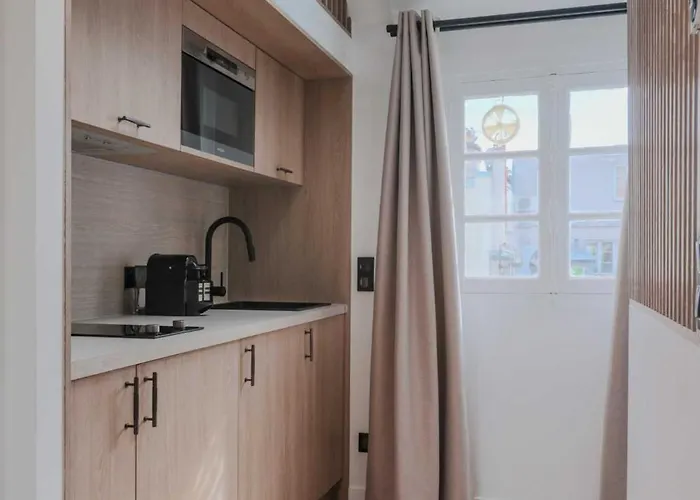 Апартаменты Charming And Intimate - 2br-3p - Louvre